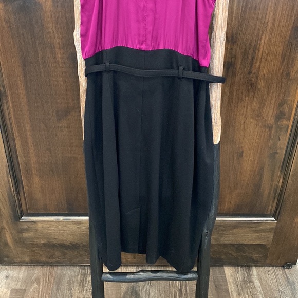 INC two tone Dress with Belt - Picture 7 of 8